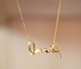 romantic love pendant necklace Beauty jewelry